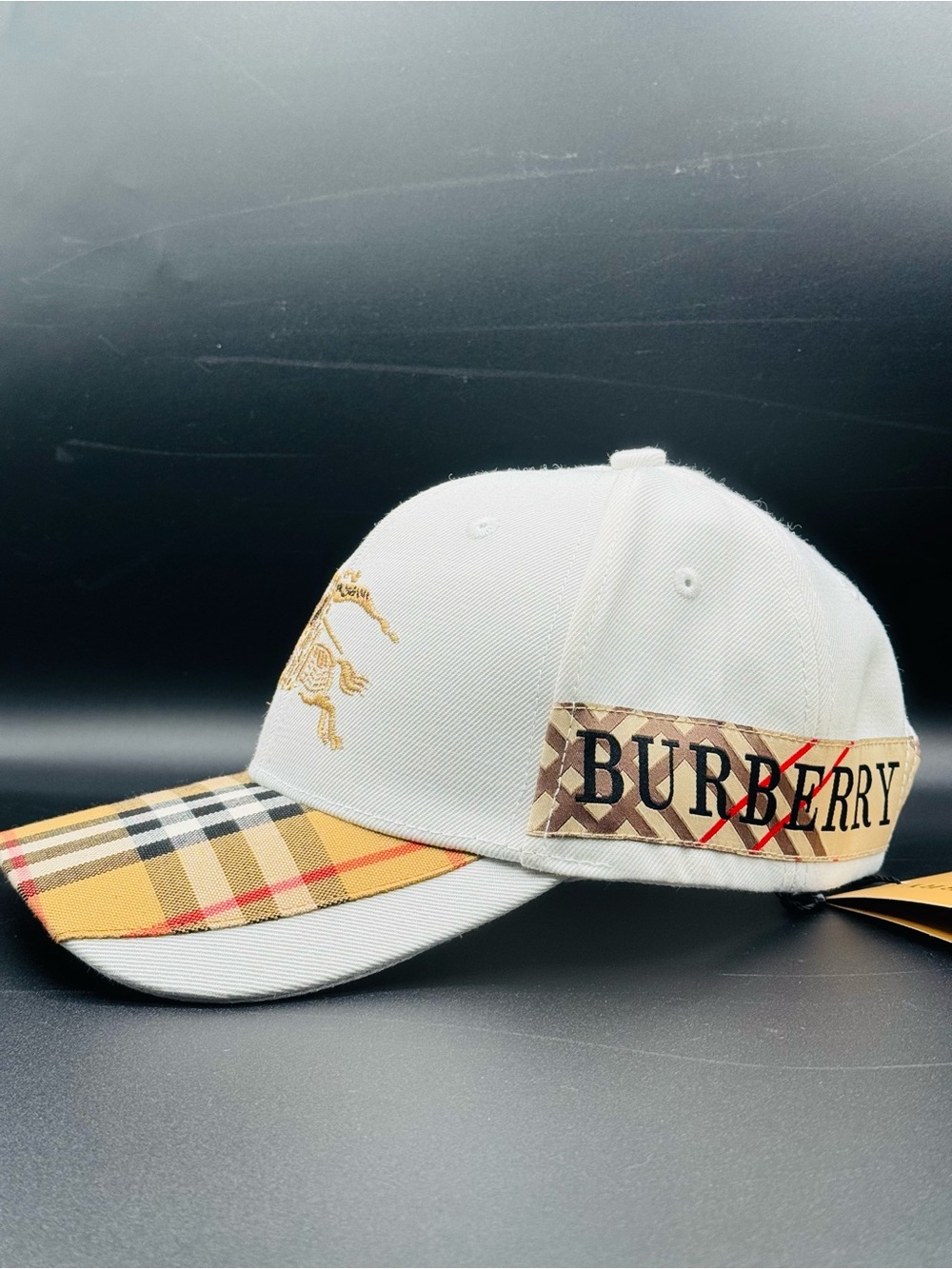 Burberry Cap - Picture 2 of 7